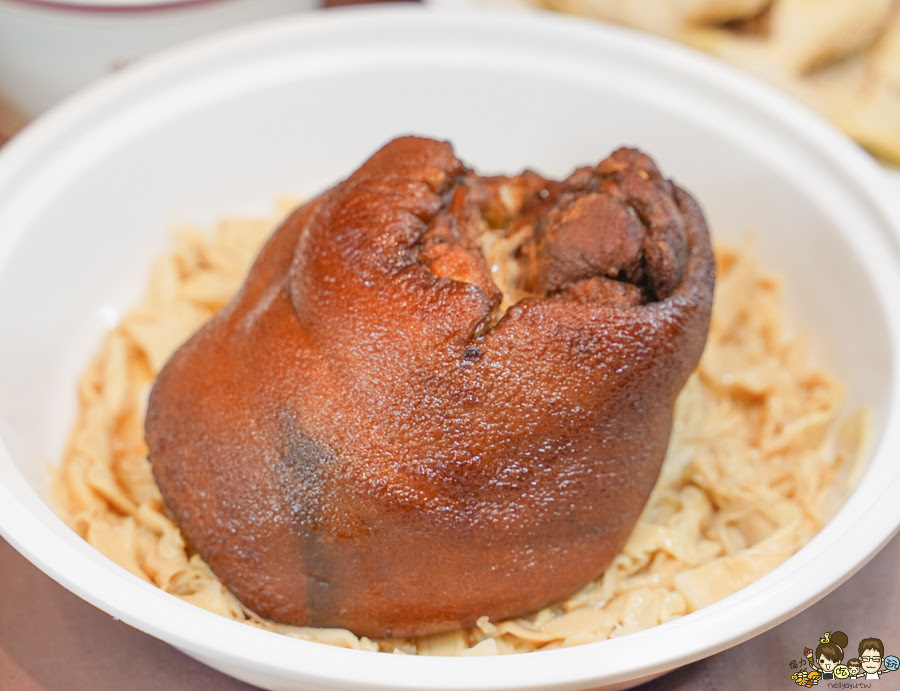 2023 高雄年菜外帶餐廳推薦、2023漢來除夕外帶團圓餐、福園台菜海鮮餐廳、漢來巨蛋宴會廳、高雄除夕外帶推薦