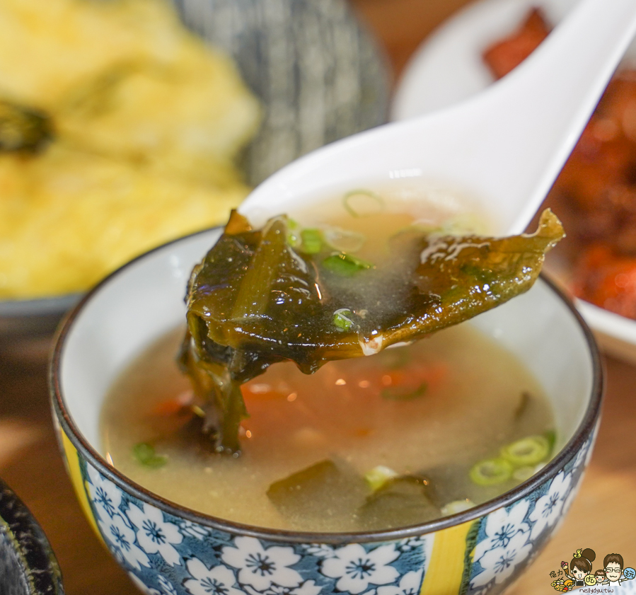 晚餐 高雄美食 日料 高雄拉麵 日式拉麵 沾麵 熱炒 家庭聚餐 聚會 朝日小食堂