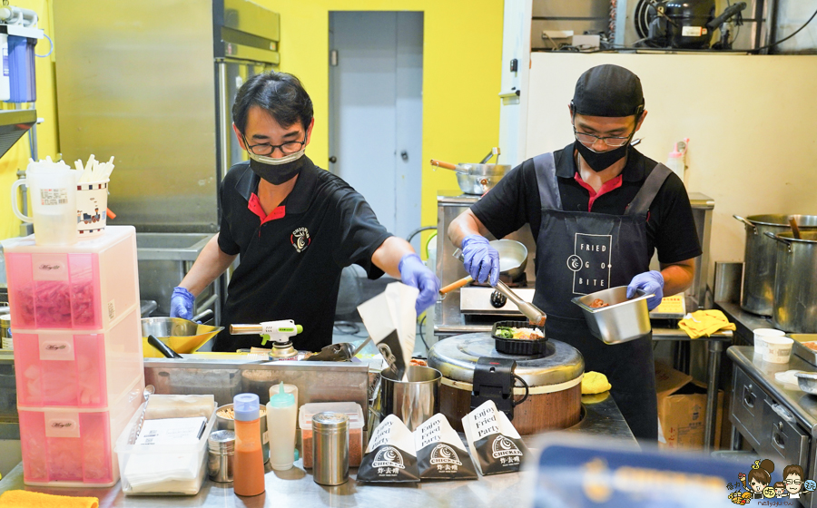 百貨商圈 美食 餐盒 炸雞 美食 湯品 鍋燒 雞湯 好吃 去啃 雞排 便當