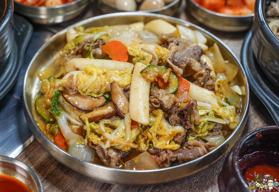 韓式烤肉 韓國料理 石鍋拌飯 牛排骨 湯 聚餐 約會 韓國年糕 韓式美食 水刺床