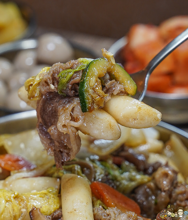 韓式烤肉 韓國料理 石鍋拌飯 牛排骨 湯 聚餐 約會 韓國年糕 韓式美食 水刺床