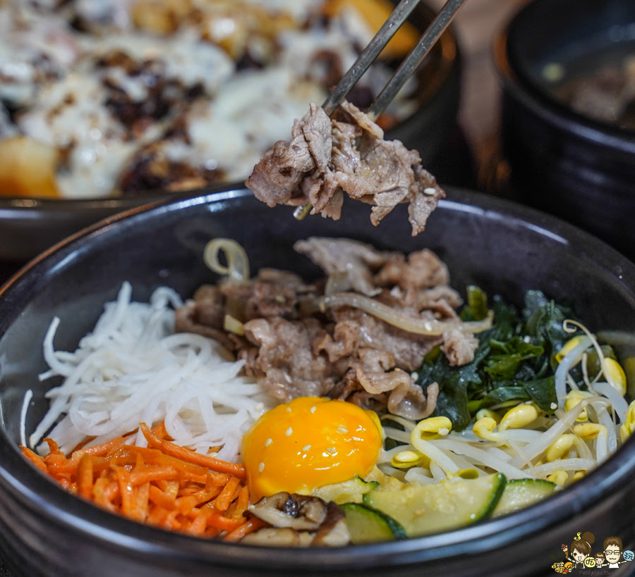 韓式烤肉 韓國料理 石鍋拌飯 牛排骨 湯 聚餐 約會 韓國年糕 韓式美食 水刺床
