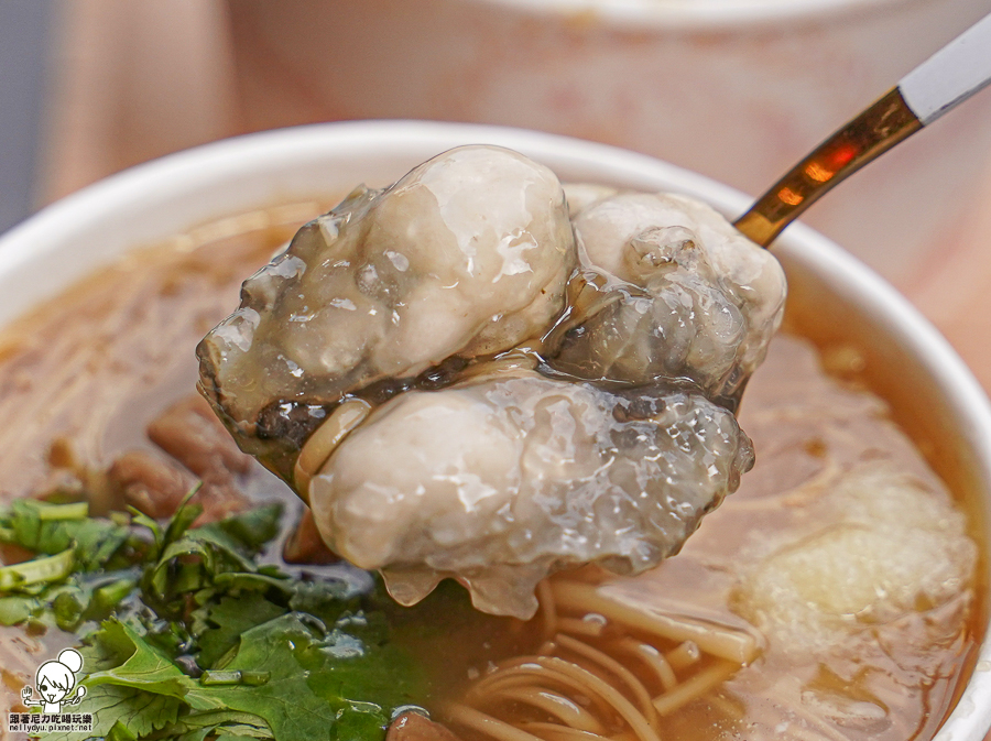 麵線 麵線羹 楊六麵線 好吃麵線 大腸麵線 小吃 銅板美食 屏東美食 勝利星村美食