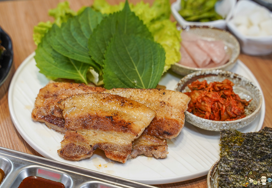 韓國料理 韓式炸雞 炸雞 鍋物 飯捲 韓式飯卷 好吃 推薦 脆榖 聚餐 高雄美食