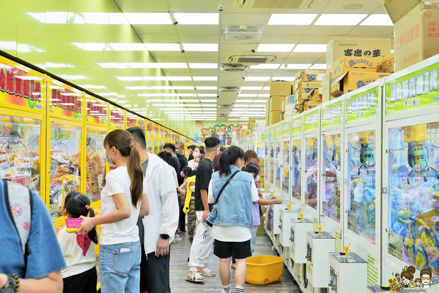 熊愛夾 零食 餅乾 夾零食 娃娃機 嘉義旅遊 嘉義好玩 親子 遊戲 互動 