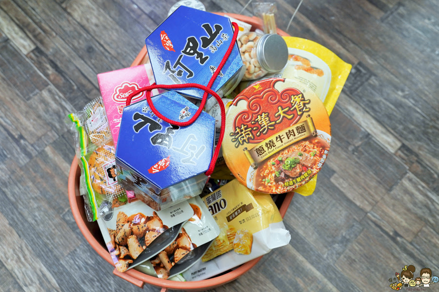 熊愛夾 零食 餅乾 夾零食 娃娃機 嘉義旅遊 嘉義好玩 親子 遊戲 互動 