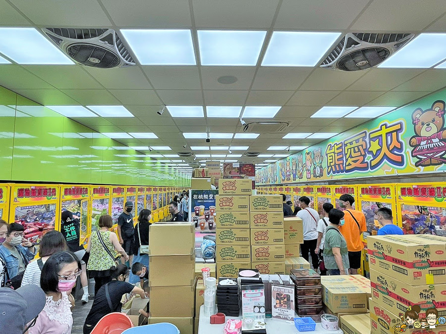 熊愛夾 零食 餅乾 夾零食 娃娃機 嘉義旅遊 嘉義好玩 親子 遊戲 互動 