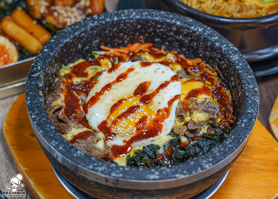 高雄美食 韓國料理 韓式 泡菜 煎餅 石鍋拌飯 炸雞 北高雄 巷弄美食 平價