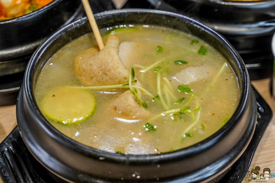 韓式料理 聚餐 約會 小港 美食 用餐 家庭聚會 親子用餐 巷弄美食 飲料 漸層