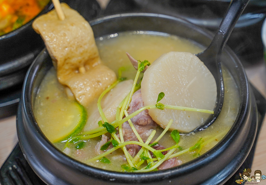 韓式料理 聚餐 約會 小港 美食 用餐 家庭聚會 親子用餐 巷弄美食 飲料 漸層