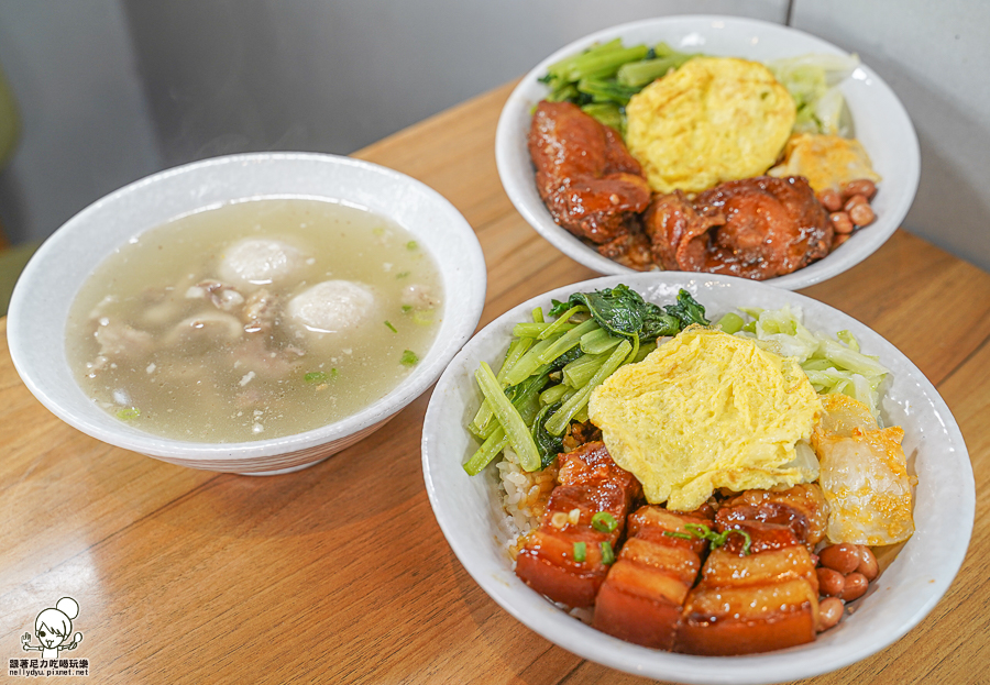 高雄巷弄美食 小丸家 魚丸 上海紅燒肉 照燒雞腿 咖哩飯 文化中心 隱藏版 庶民美食