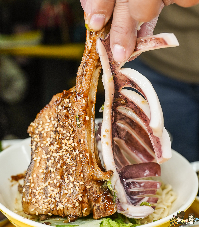 台南美食 小吃 意麵 獨創 獨特 浮誇 痛風美食 好吃 古早味 創意 獨特 台南旅遊