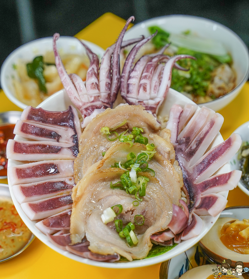 台南美食 小吃 意麵 獨創 獨特 浮誇 痛風美食 好吃 古早味 創意 獨特 台南旅遊