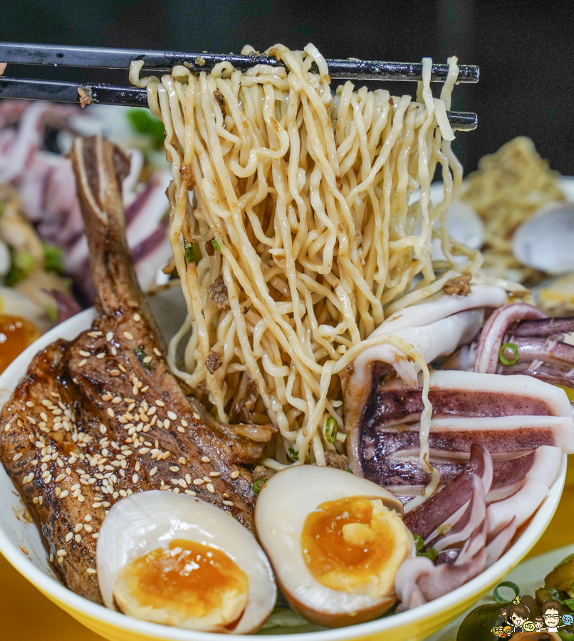 台南美食 小吃 意麵 獨創 獨特 浮誇 痛風美食 好吃 古早味 創意 獨特 台南旅遊