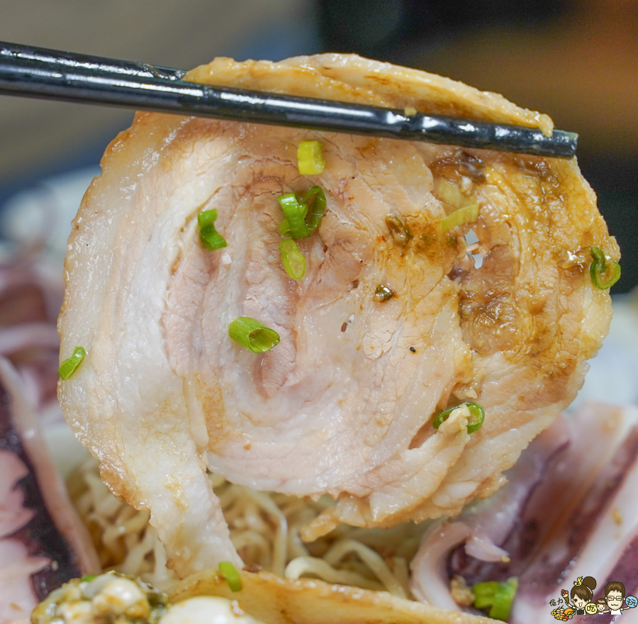 台南美食 小吃 意麵 獨創 獨特 浮誇 痛風美食 好吃 古早味 創意 獨特 台南旅遊