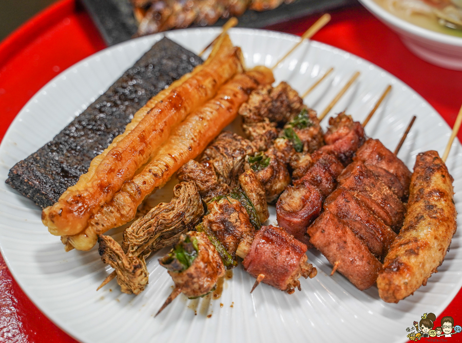 獨領瘋燒 串燒 烤物 燒烤 夯肉 吐司 創意 古早味 鍋燒意麵 高雄美食 台南美食 晚餐 消夜 深夜食堂