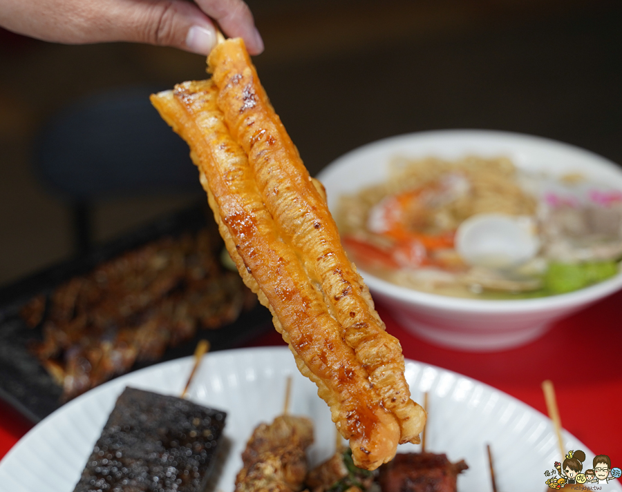 獨領瘋燒 串燒 烤物 燒烤 夯肉 吐司 創意 古早味 鍋燒意麵 高雄美食 台南美食 晚餐 消夜 深夜食堂