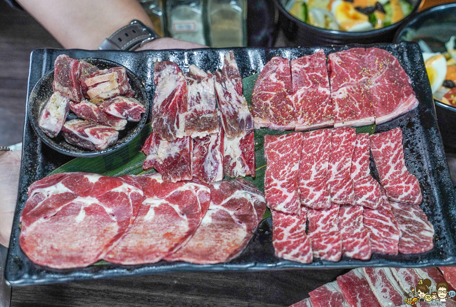 高雄燒肉 燒肉吃到飽 烤肉 美食 套餐 高雄必吃 素食 個人燒肉 聚餐 約會 吃到飽