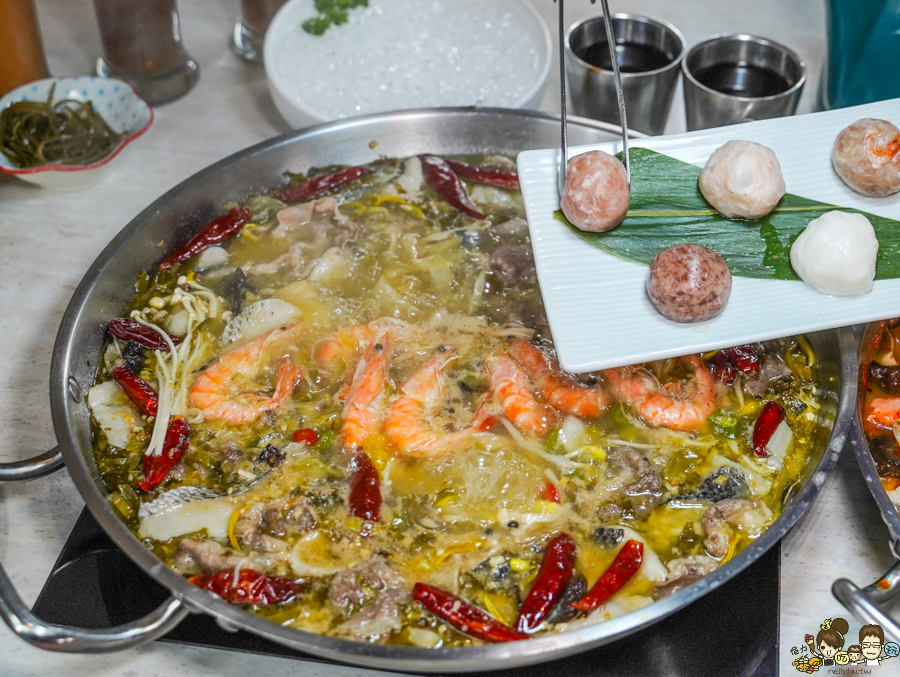 春囍 火鍋 酸辣魚 正宗酸菜魚鍋、番茄酸菜火鍋 火鍋 鍋物 約會 聚餐 吃冰