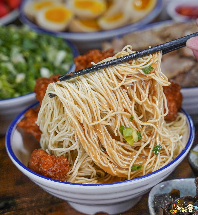 高雄吃到飽 吃到飽 拉麵吃到飽 佛心 草莓 冬季限定 炸物 好吃 美術館美食 高雄美食 高雄拉麵