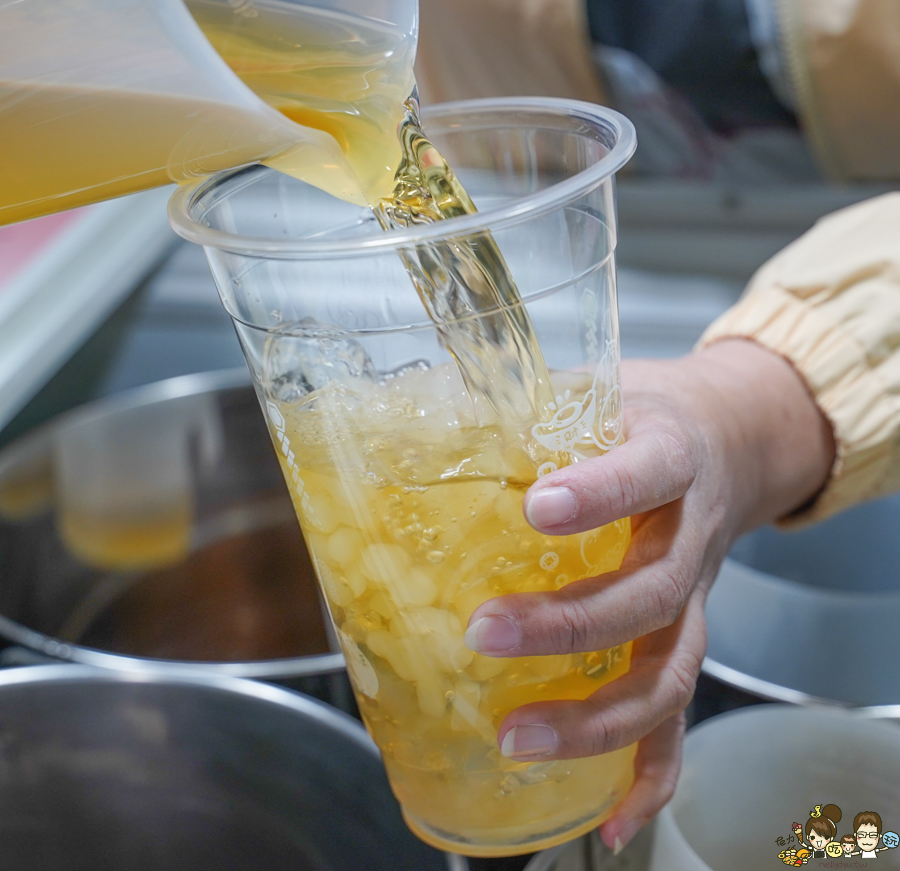 高雄在地飲料 冬瓜漢 古早味 懷舊 手搖飲品 懷舊 必喝 銅板 美食 大寮飲料