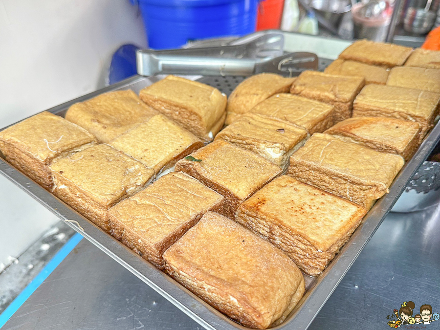 阿蘭古早味 小吃 美食 豬血湯 炒麵 炒飯 肉粽 碗粿 市場 高雄美食