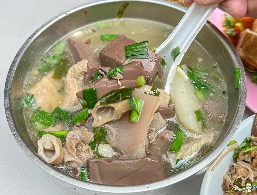 阿蘭古早味 小吃 美食 豬血湯 炒麵 炒飯 肉粽 碗粿 市場 高雄美食