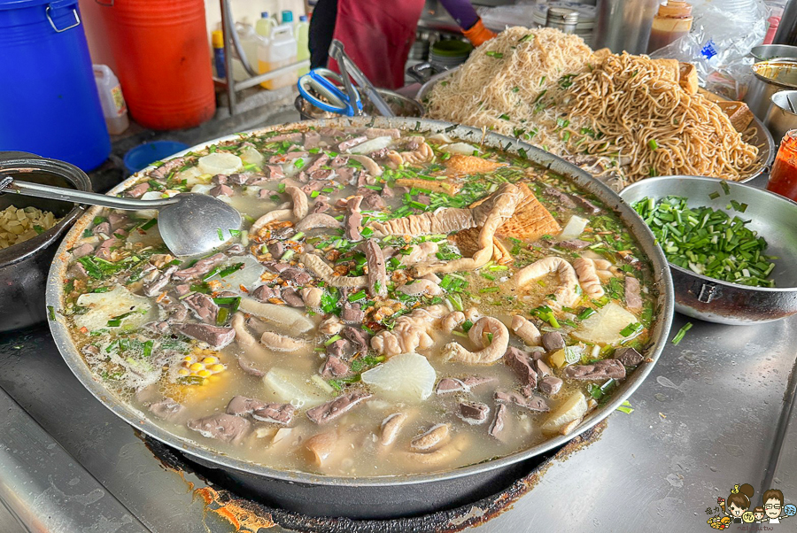 阿蘭古早味 小吃 美食 豬血湯 炒麵 炒飯 肉粽 碗粿 市場 高雄美食