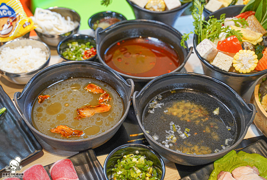 鳳山火鍋 自助吧 鳳山個人鍋 家庭聚餐 聚會 商務聚會 火鍋 鍋物 高雄美食 金宸
