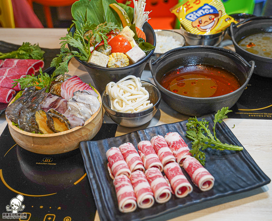 鳳山火鍋 自助吧 鳳山個人鍋 家庭聚餐 聚會 商務聚會 火鍋 鍋物 高雄美食 金宸