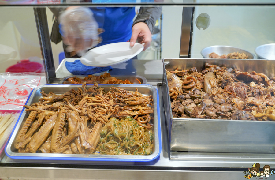 鐵盒滷味 隱藏版 老字號 保哥滷味 強大 必吃 老店 招牌 豬腦 好吃 滷味 高雄滷味