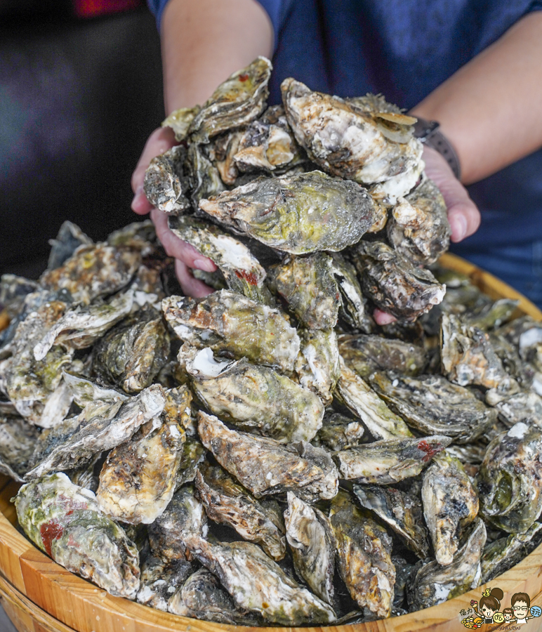 燒烤殿 晚餐 消夜 小酌 高雄美食 青蚵 吃到飽 海鮮 泰國蝦 烤物 炸物