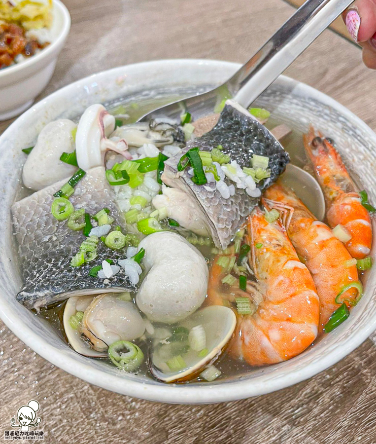 麥料食堂 海鮮 海鮮粥 好吃 家常料理 美食 好吃 鳳山美食 行政中心