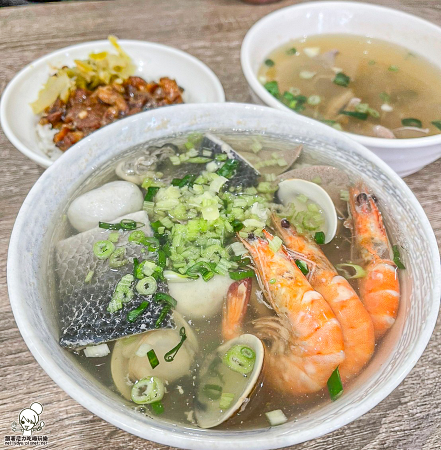 麥料食堂 海鮮 海鮮粥 好吃 家常料理 美食 好吃 鳳山美食 行政中心