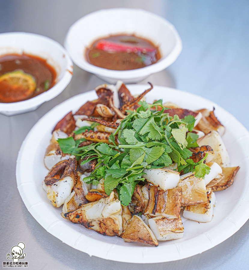 泰式烤魷魚 烤花枝 芭嚒様 泰式烤花枝 鹽埕美食 炭烤 烤魷魚