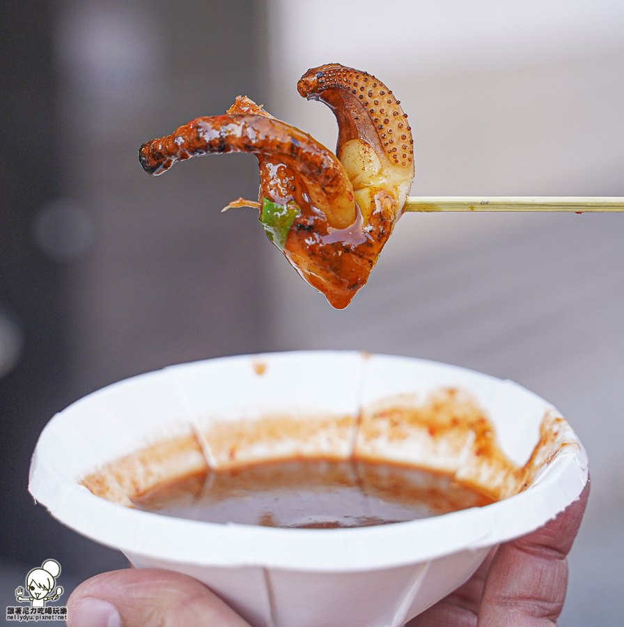 泰式烤魷魚 烤花枝 芭嚒様 泰式烤花枝 鹽埕美食 炭烤 烤魷魚