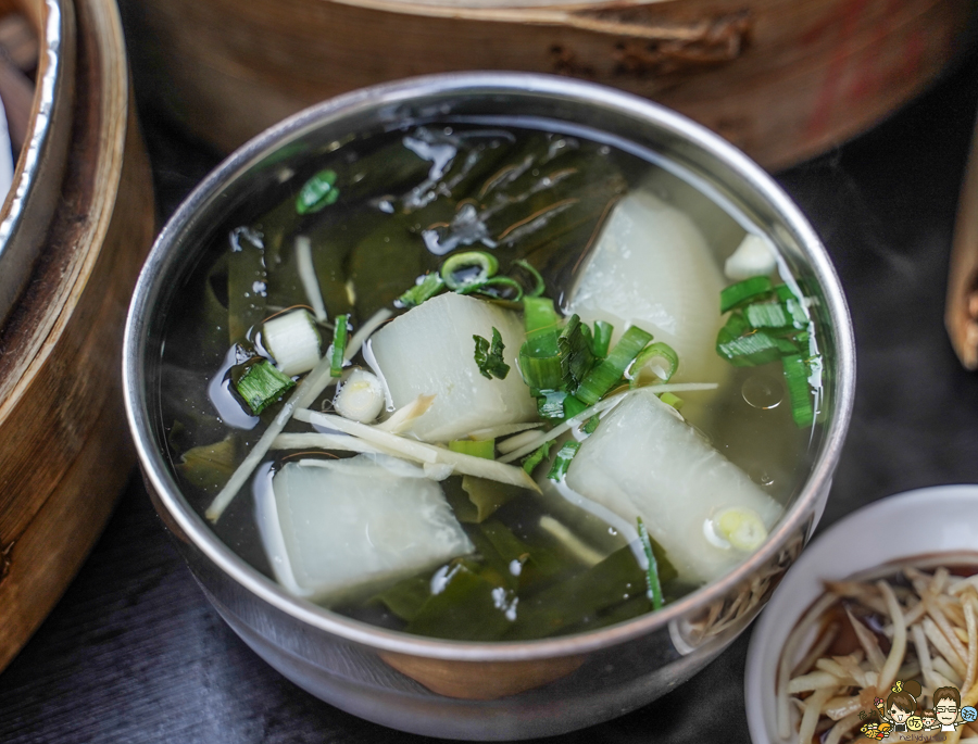 宵夜美食 包子 上海湯包 喜峰街上海湯包 食尚玩家推薦 必吃 好吃 銅板 包子 饅頭 隱藏版美食