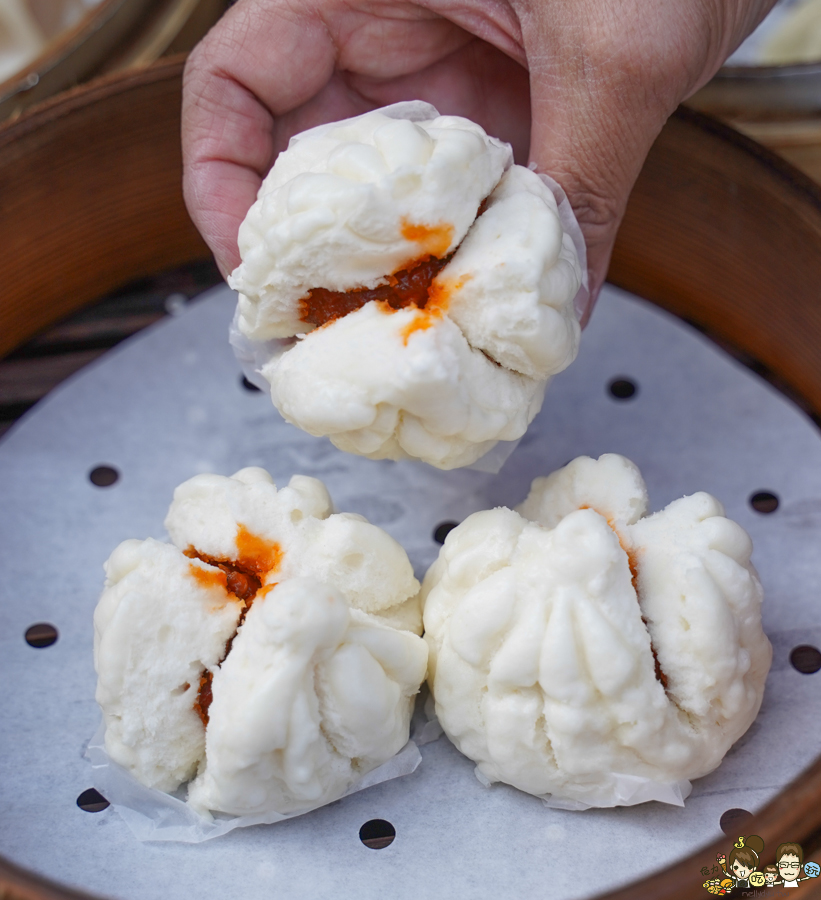 宵夜美食 包子 上海湯包 喜峰街上海湯包 食尚玩家推薦 必吃 好吃 銅板 包子 饅頭 隱藏版美食