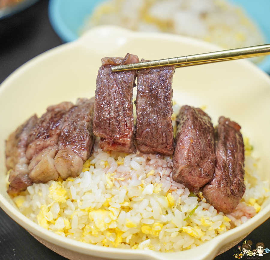 仁武美食 瑞克夜宵 宵夜 美食 牛排 原塊肉 特色 隱藏版 祖傳 在地 金門炒泡麵 