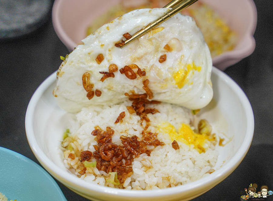 仁武美食 瑞克夜宵 宵夜 美食 牛排 原塊肉 特色 隱藏版 祖傳 在地 金門炒泡麵 