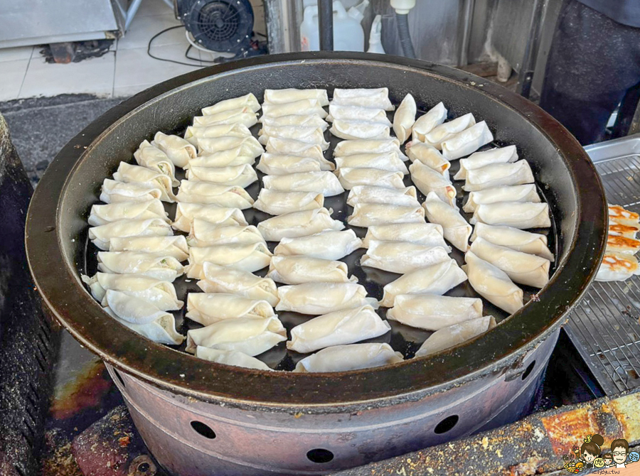 寶哥鍋貼 鍋貼 早餐 早午餐 學區 銅板 好吃 推薦