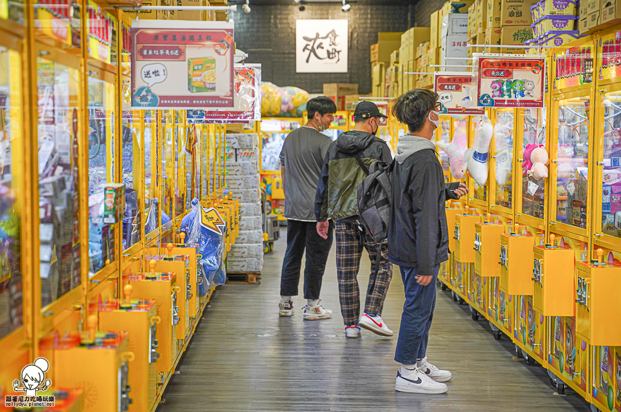 夾食町親子樂園 夾娃娃 夾零食 文山特區 好玩 有趣 親子互動 同樂