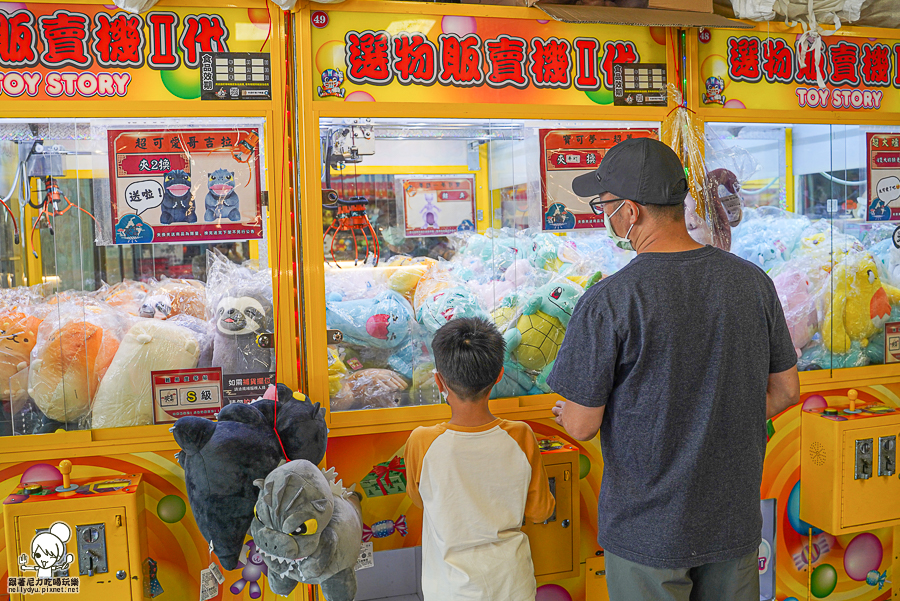 夾食町親子樂園 夾娃娃 夾零食 文山特區 好玩 有趣 親子互動 同樂