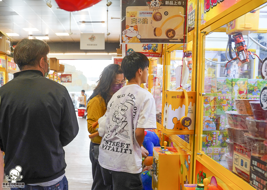 夾食町親子樂園 夾娃娃 夾零食 文山特區 好玩 有趣 親子互動 同樂