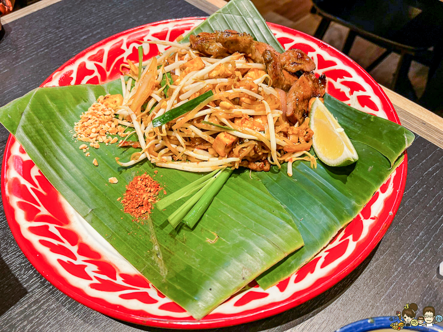 高雄泰國料理 泰式 帕泰家 泰奶 河粉 炒河粉 高雄 美食 必比登 米其林