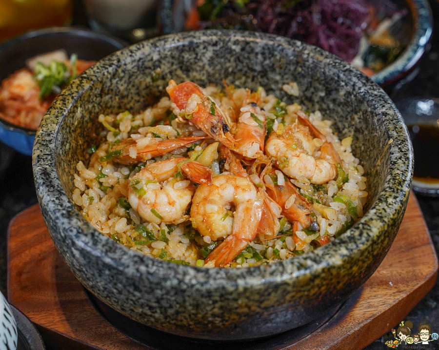 日式燒肉 炭黔燒肉 聚餐 慶生 高雄燒肉 燒烤 推薦 必追 暢飲 生日 包廂 岡山美食