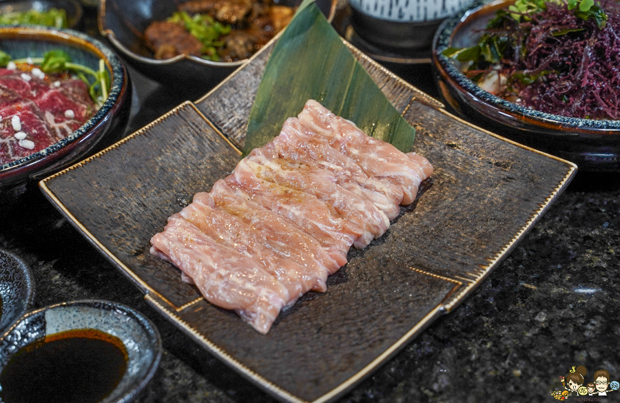 日式燒肉 炭黔燒肉 聚餐 慶生 高雄燒肉 燒烤 推薦 必追 暢飲 生日 包廂 岡山美食