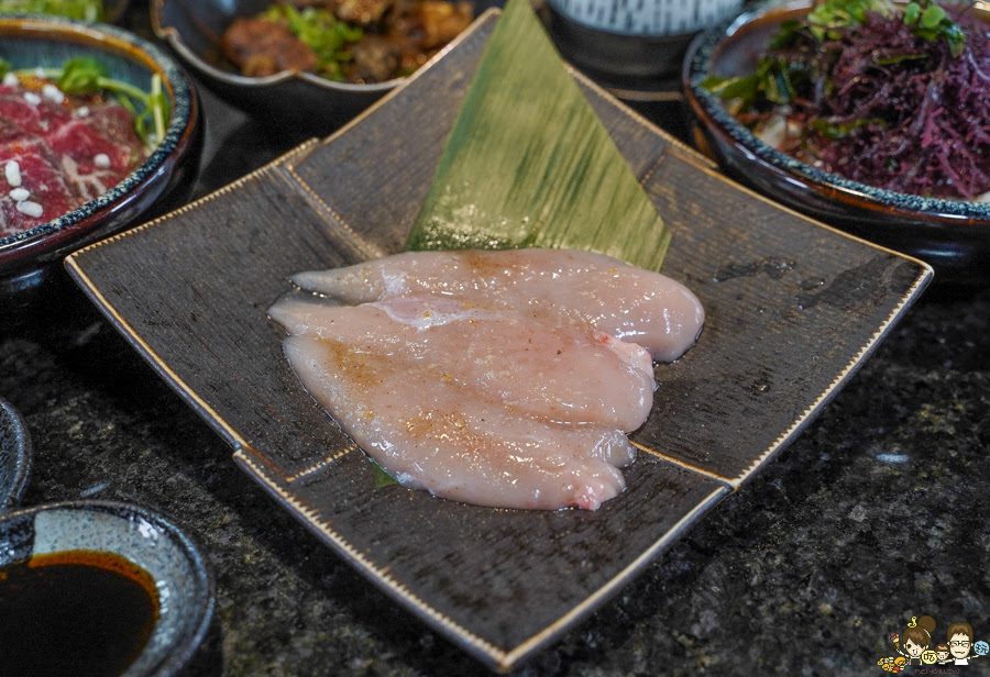 日式燒肉 炭黔燒肉 聚餐 慶生 高雄燒肉 燒烤 推薦 必追 暢飲 生日 包廂 岡山美食