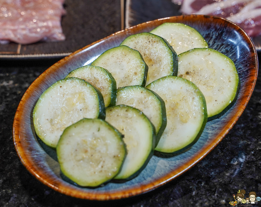 日式燒肉 炭黔燒肉 聚餐 慶生 高雄燒肉 燒烤 推薦 必追 暢飲 生日 包廂 岡山美食
