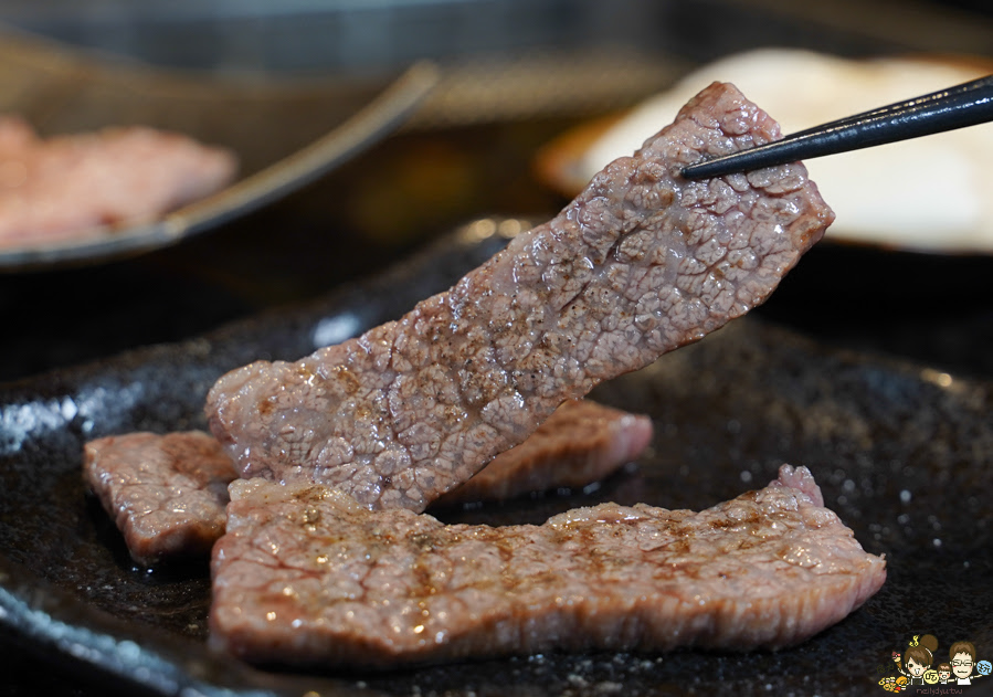 日式燒肉 炭黔燒肉 聚餐 慶生 高雄燒肉 燒烤 推薦 必追 暢飲 生日 包廂 岡山美食